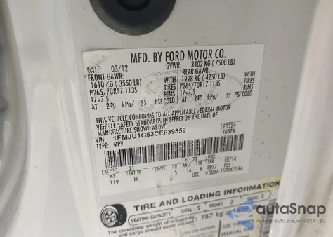 2012 Ford Expedition Xl z USA, uszkodzony, nr VIN 1FMJU1G53CEF39859